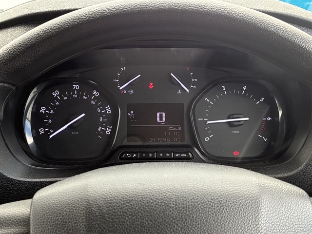 Used Peugeot Expert