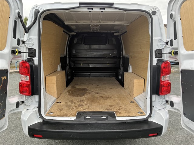 Used Peugeot Expert