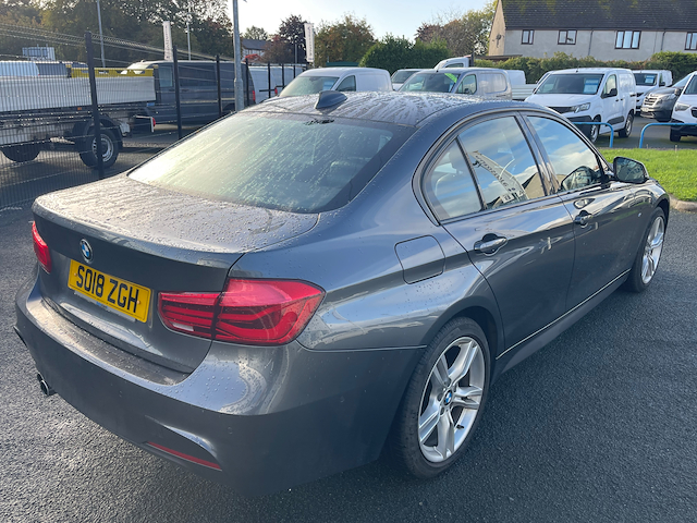 Used BMW 320i