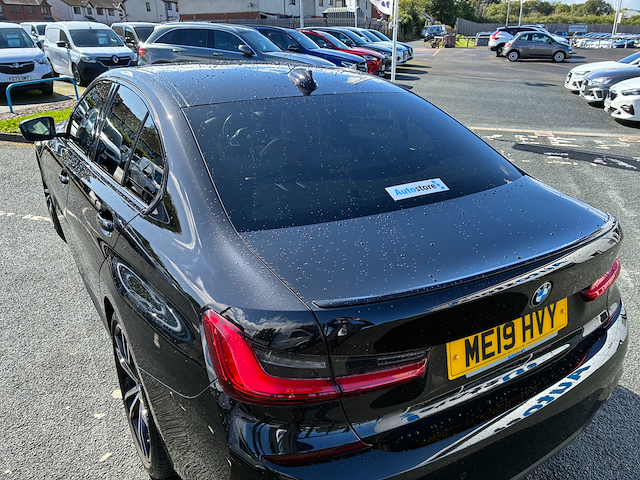 Used BMW 320i
