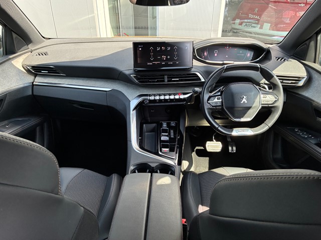 Used Peugeot 5008