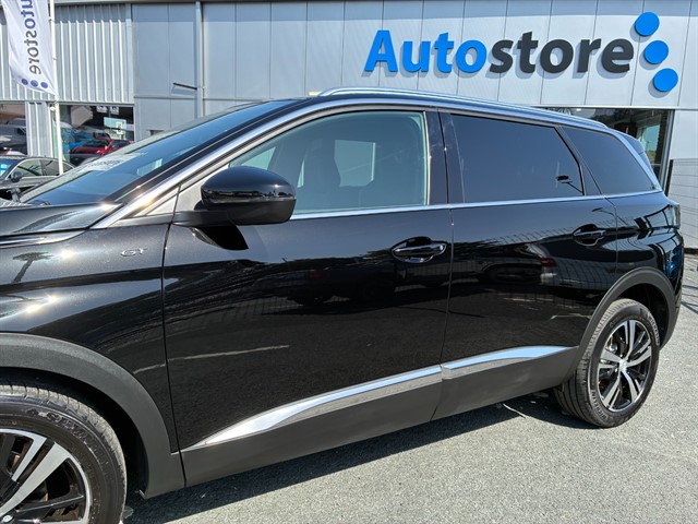 Used Peugeot 5008
