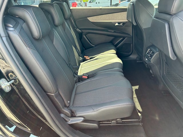 Used Peugeot 5008