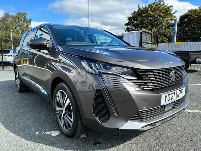 Used Peugeot 5008