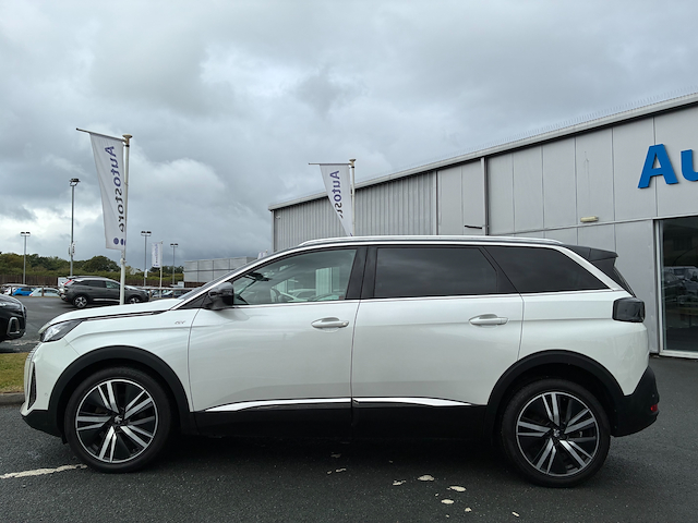 Used Peugeot 5008