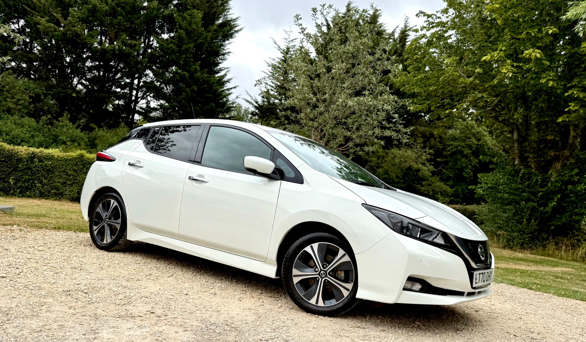 2020 NISSAN LEAF