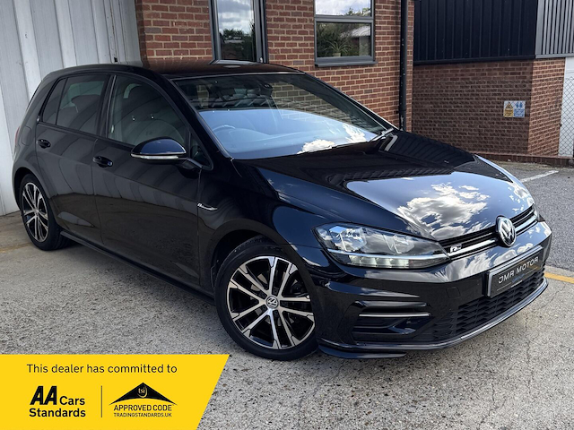 2018 VOLKSWAGEN GOLF 1.5 TSI EVO R LINE DSG EURO 6 S S 5DR 12,995... photo