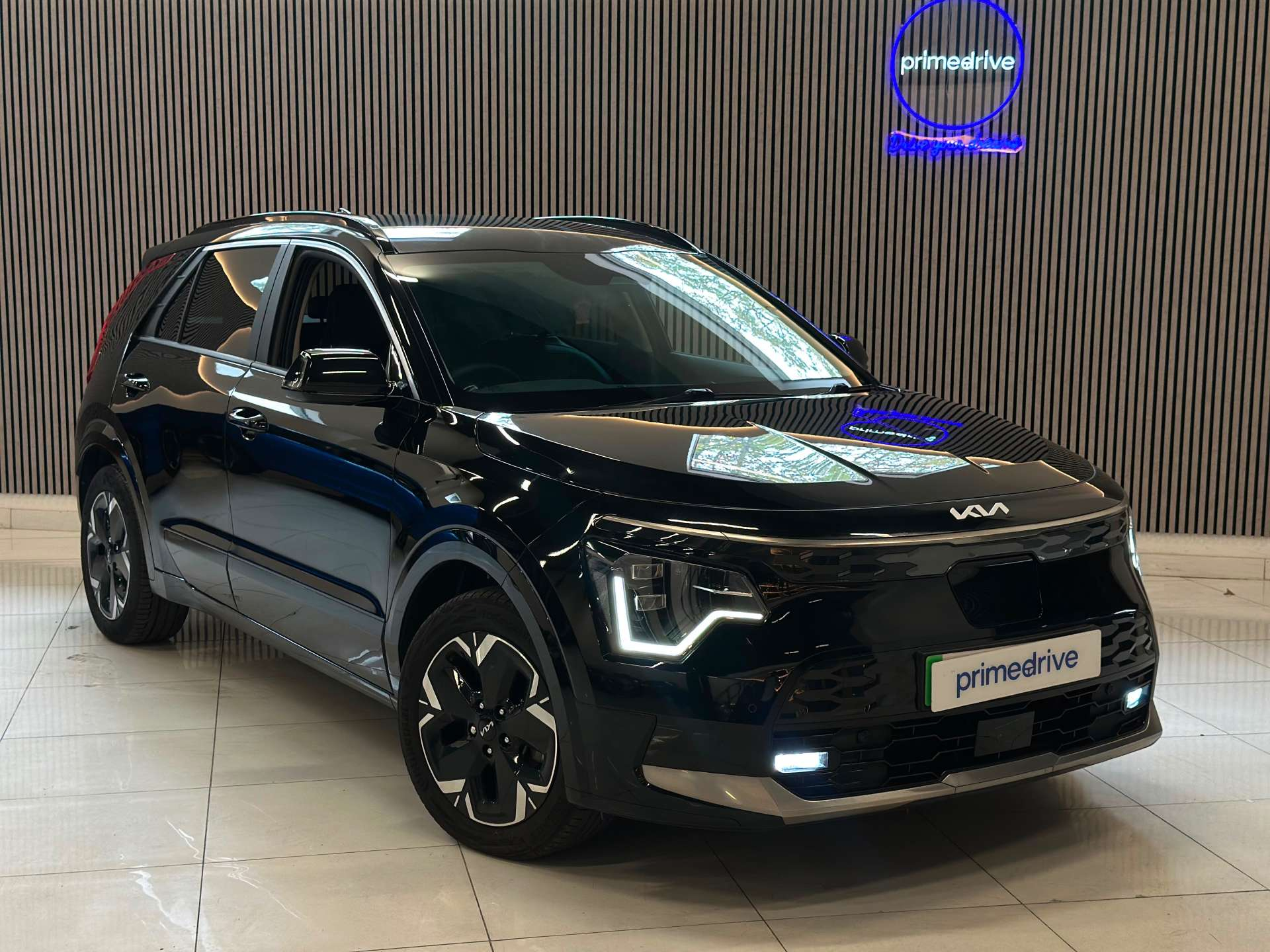 2023 KIA NIRO