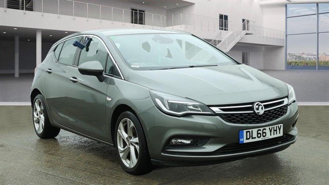 2016 ASTRA 1.4I TURBO SRI EURO 6 5DR 5,280 5,280 ULEZ COMPLIANT REG 2016... photo