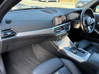 Used BMW 320d from David Hayton Autostore
