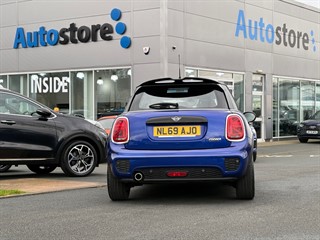 Used MINI Hatch from David Hayton Autostore