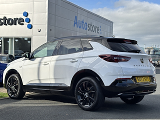 Used Vauxhall Grandland from David Hayton Autostore