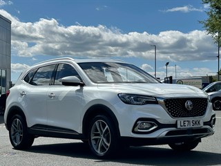 Used MG MG HS from David Hayton Autostore