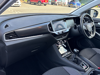 Used Vauxhall Grandland from David Hayton Autostore