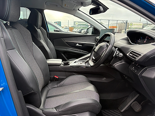 Used Peugeot 3008 from David Hayton Autostore
