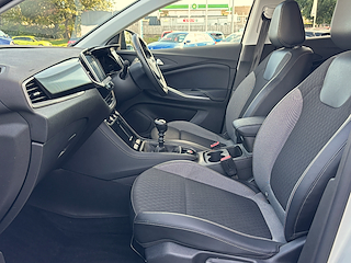 Used Vauxhall Grandland from David Hayton Autostore