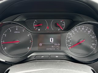 Used Vauxhall Crossland from David Hayton Autostore
