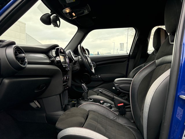 Used MINI Hatch