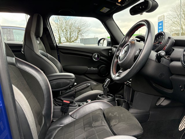 Used MINI Hatch