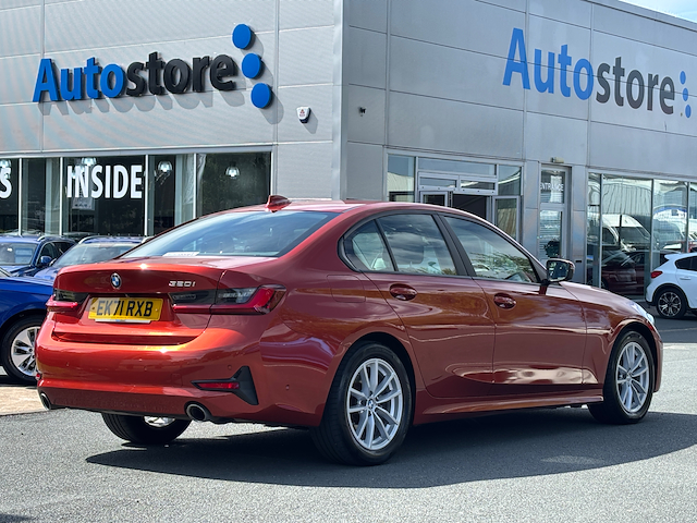 Used BMW 320i