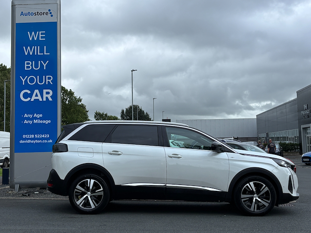 Used Peugeot 5008