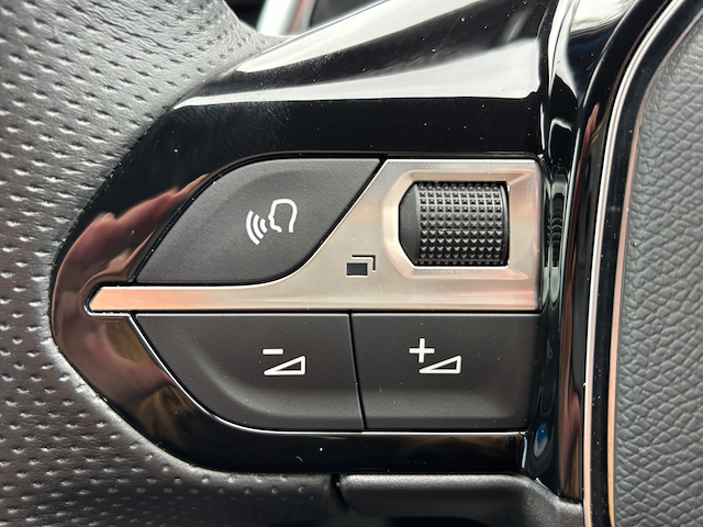 Used Peugeot 5008