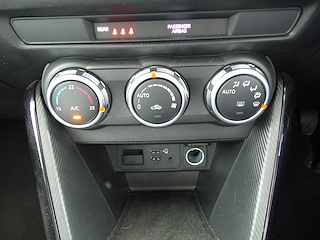 Used Mazda Mazda 2 from David Hayton Autostore