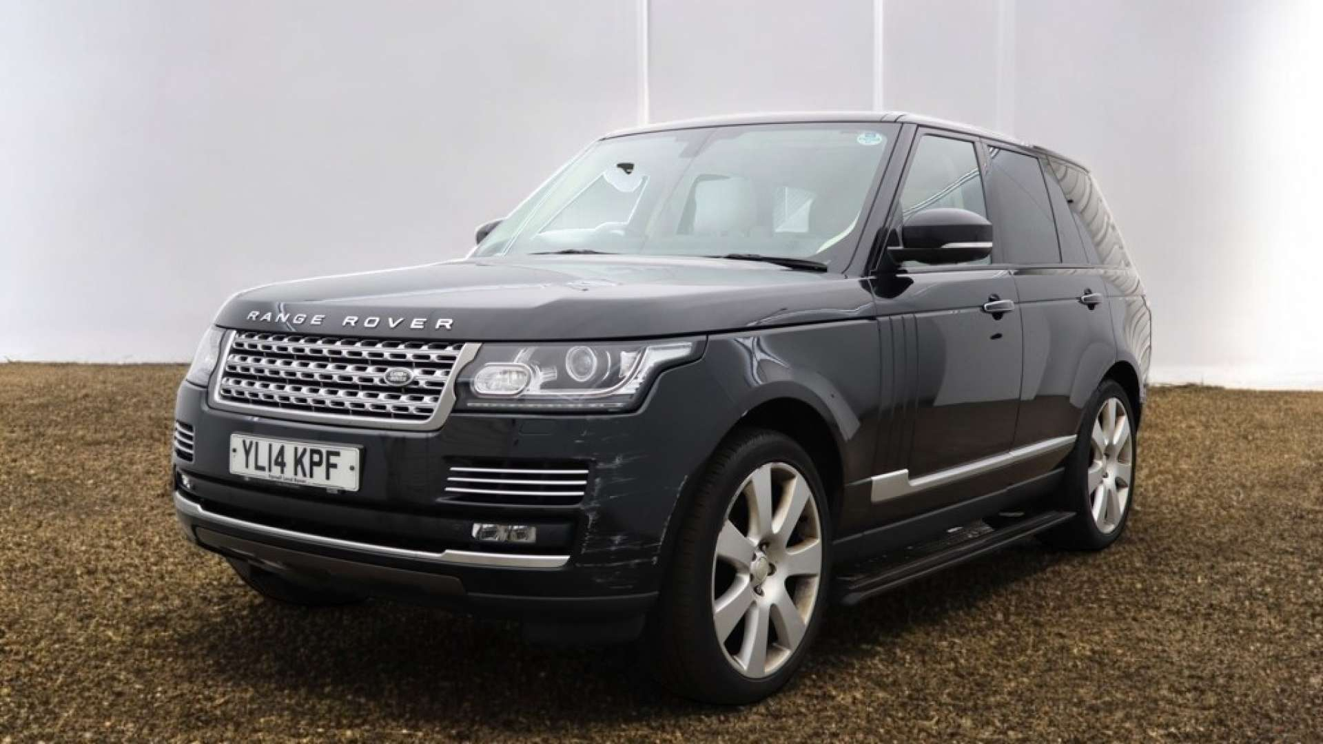 Used Land Rover Range Rover Rover Vogue V8 S/C Autobiography [510ps ...