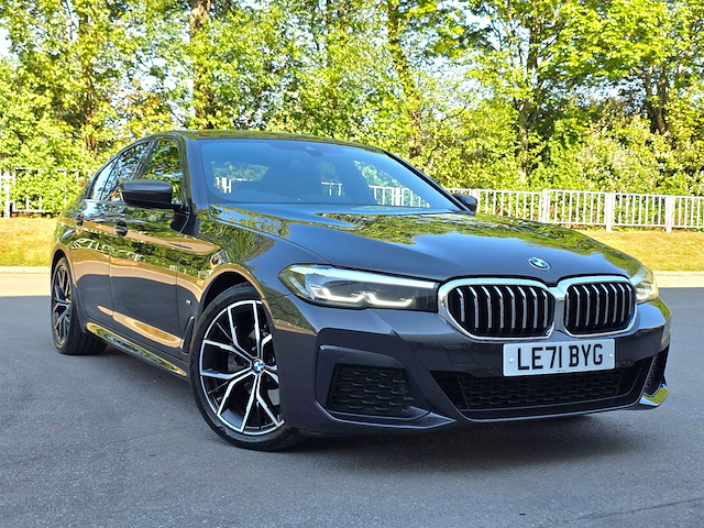 2022 5 SERIES 2.0 520D MHT M SPORT STEPTRONIC EURO 6 S S 4DR 19,995... photo