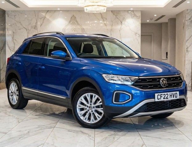 2022 T ROC 1.0 TSI LIFE EURO 6 S S 5DR 14,695 14,695 ULEZ COMPLIANT... photo