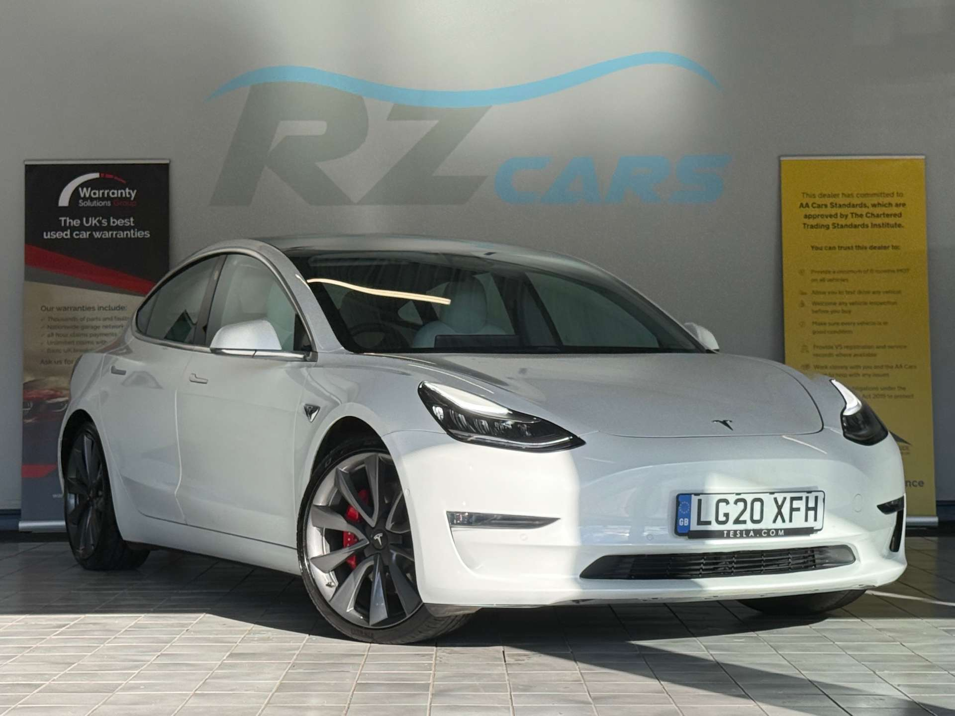 2020 TESLA MODEL 3