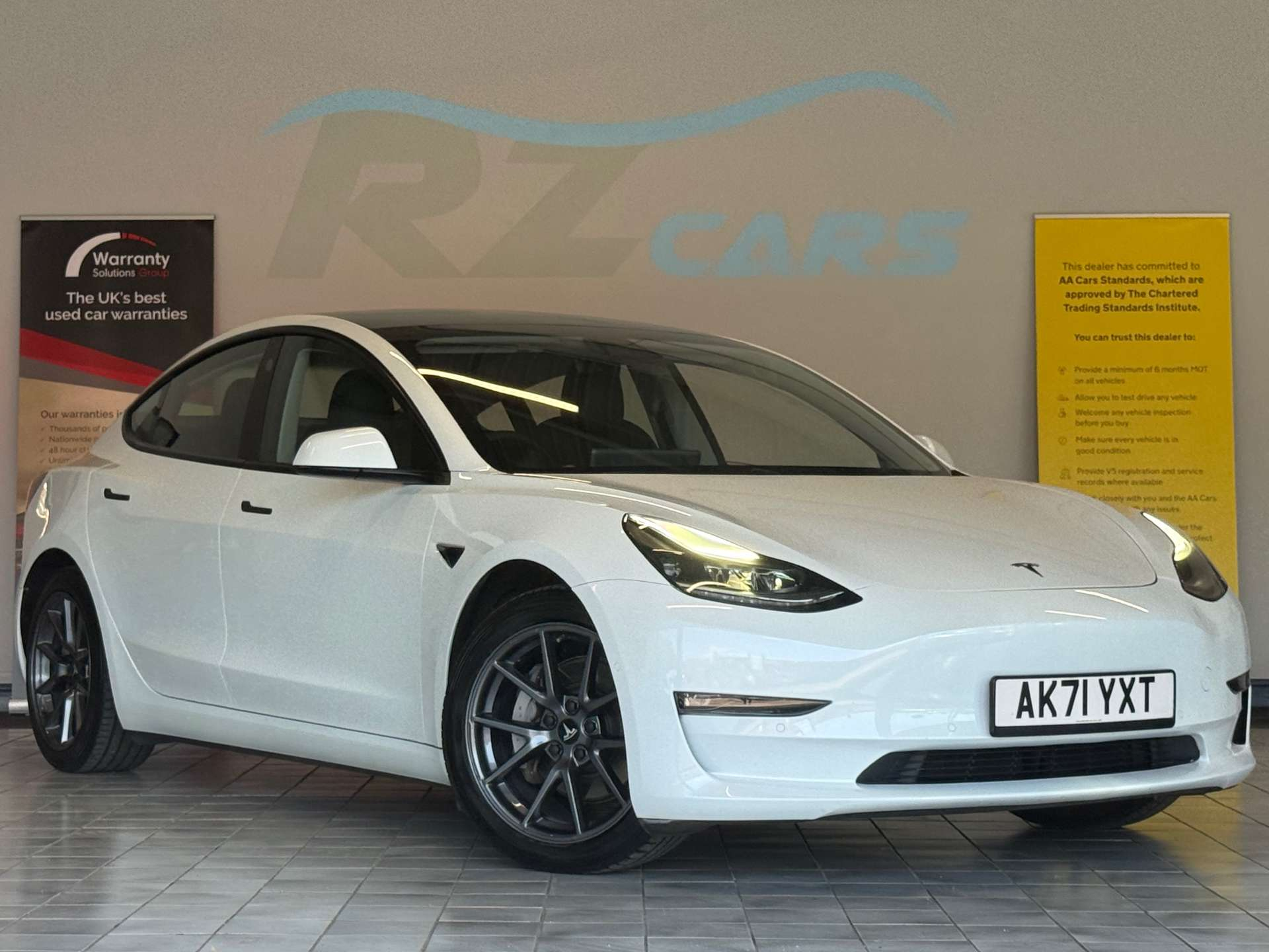 2021 TESLA MODEL 3
