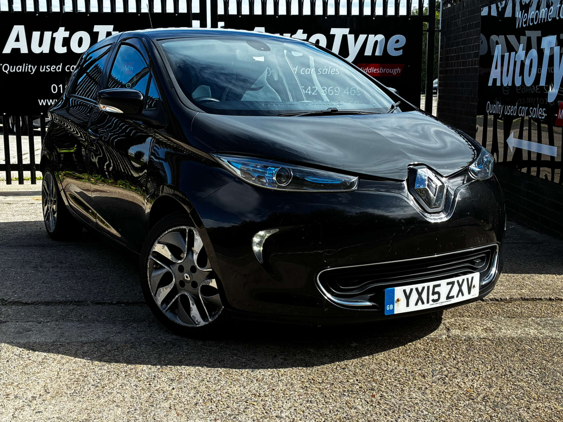 2015 RENAULT ZOE