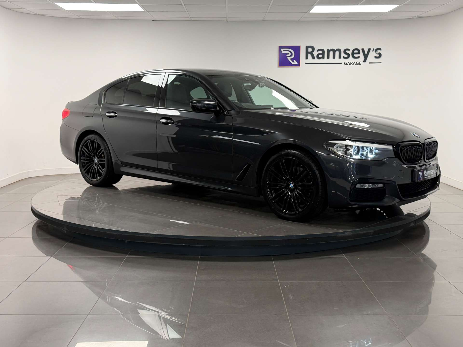 2017 BMW 5 Series