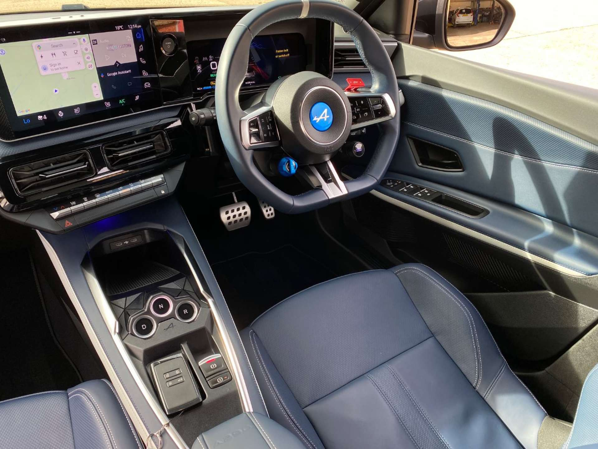 2025 ALPINE A290