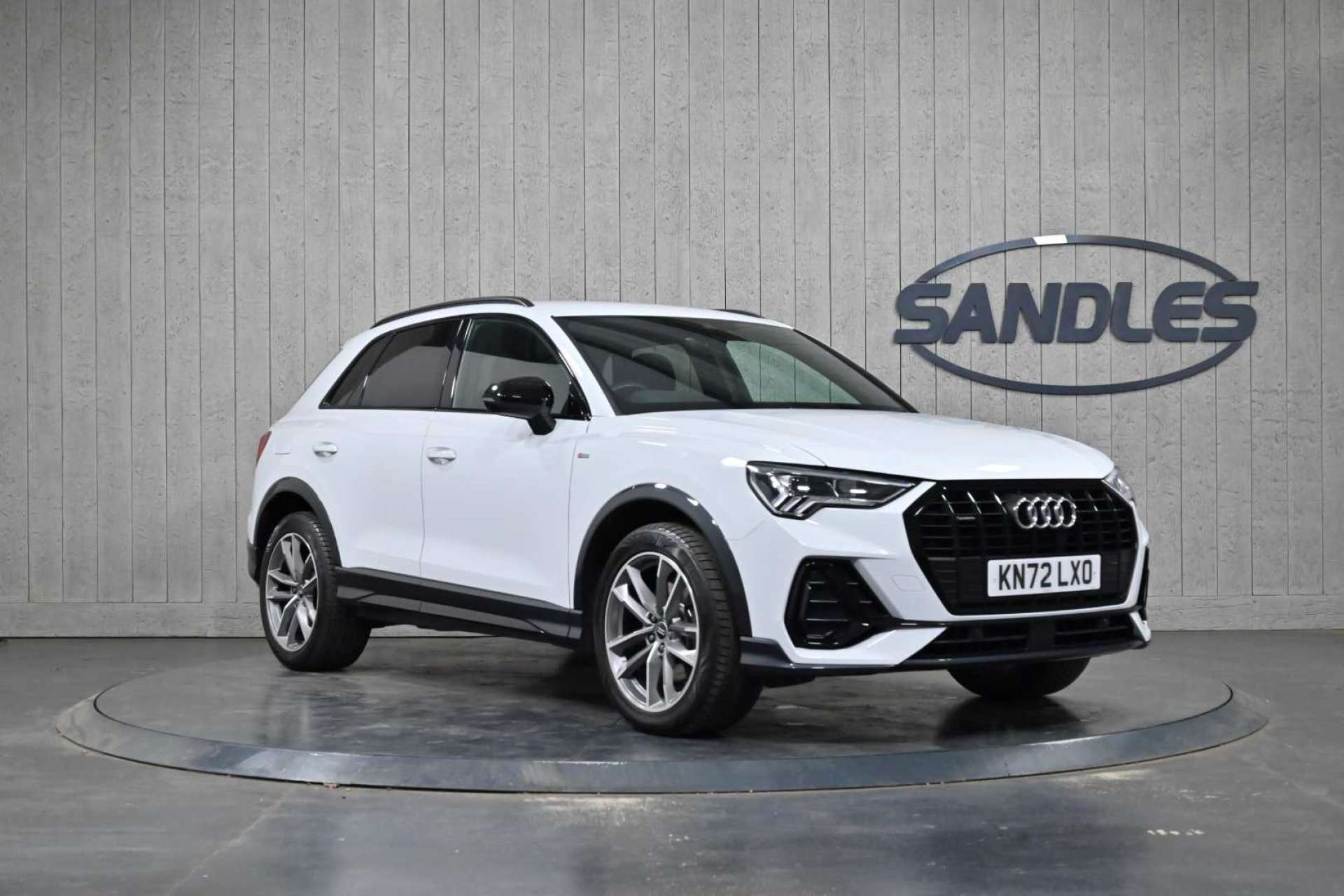 2022 Audi Q3