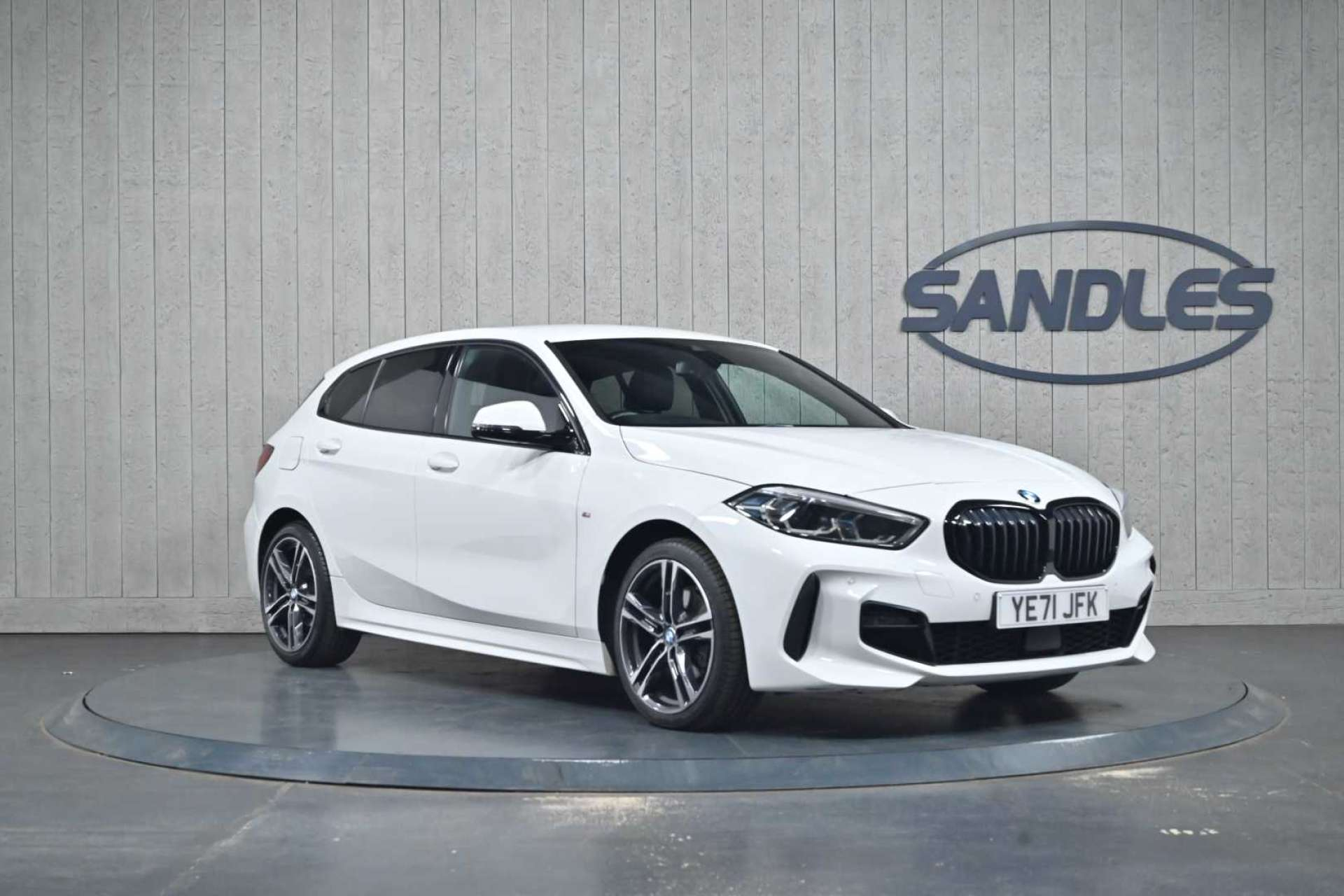 2021 BMW 1 Series