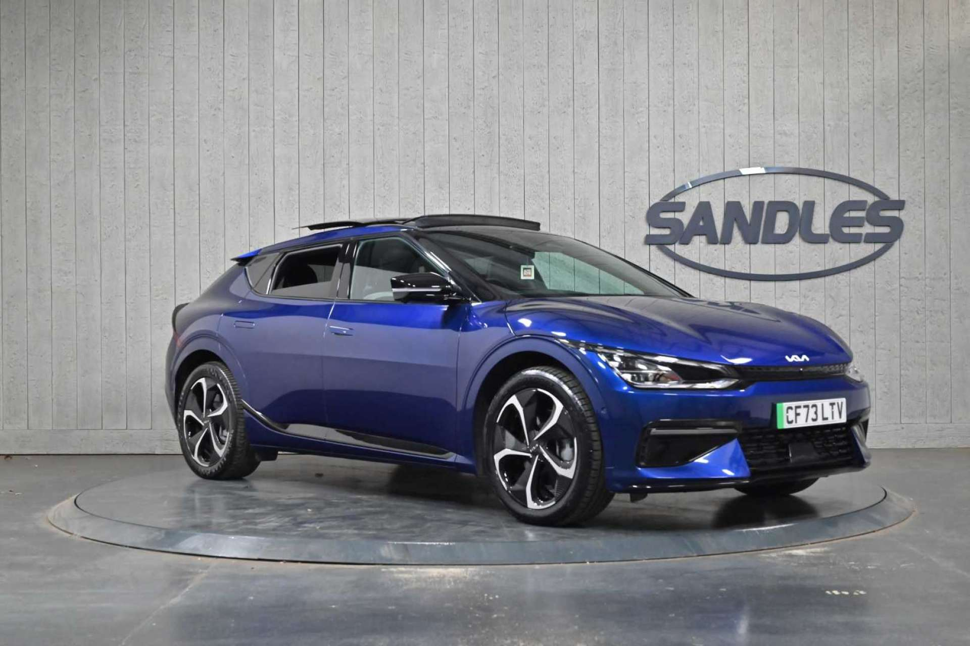 2023 KIA EV6