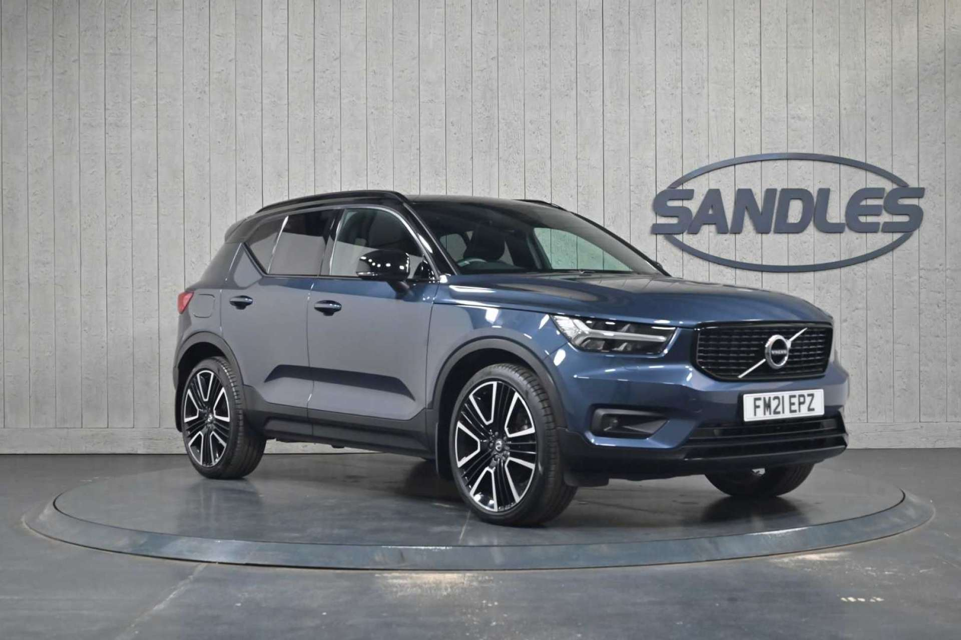 2021 Volvo XC40