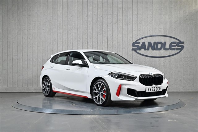 2023 1 SERIES 2.0 128TI LCP AUTO EURO 6 S S 5DR 67 18IN ALLOYS,... photo