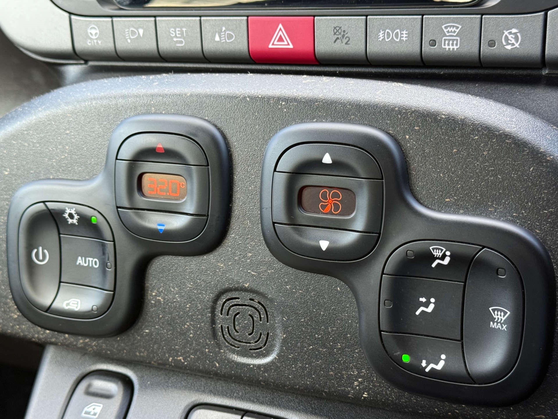 2021 Fiat Panda — photo 1 of 5