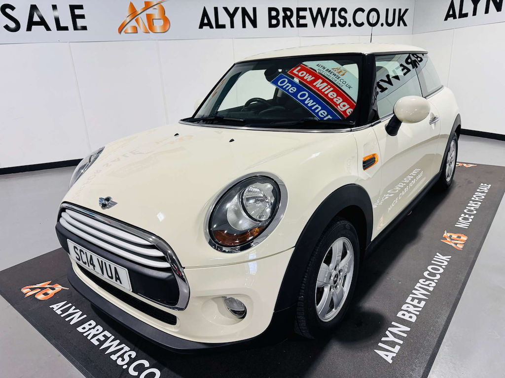 2014 MINI Hatch