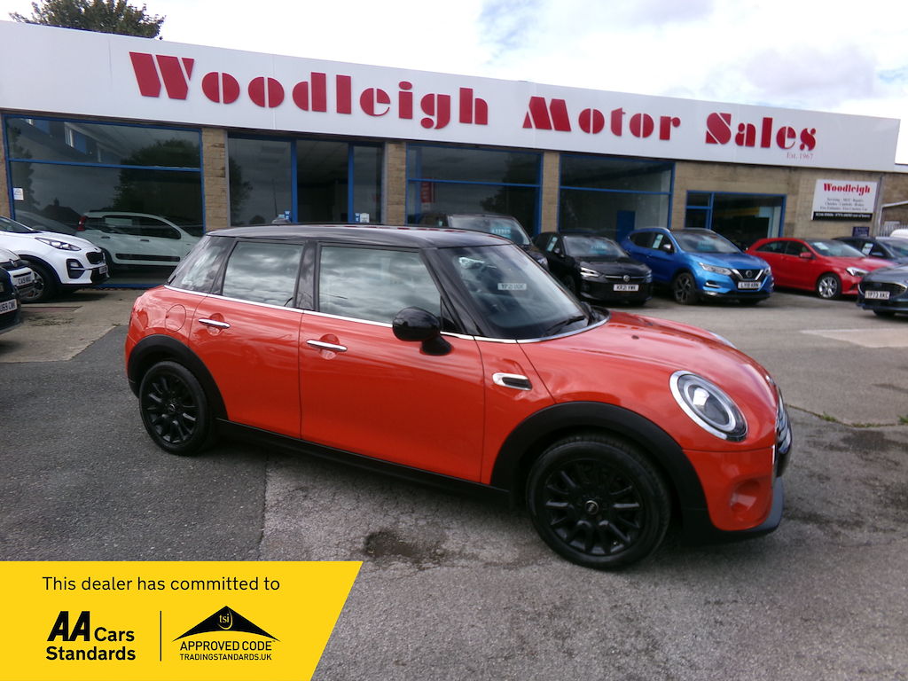 2018 MINI Cooper