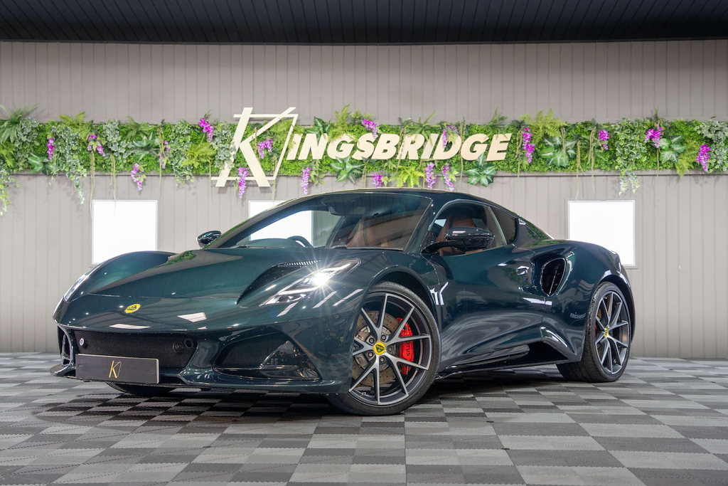 Lotus Emira