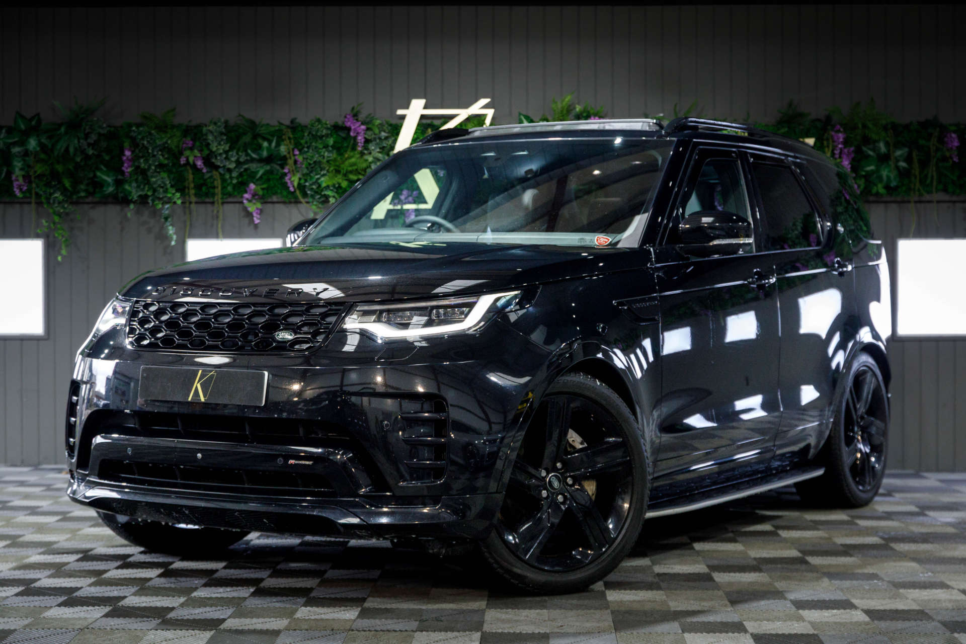 2023 Land Rover Discovery