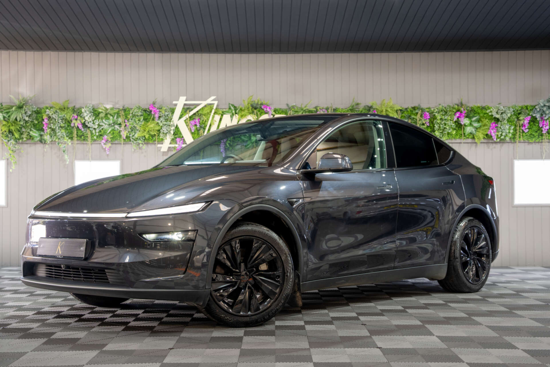 2025 Tesla Model Y