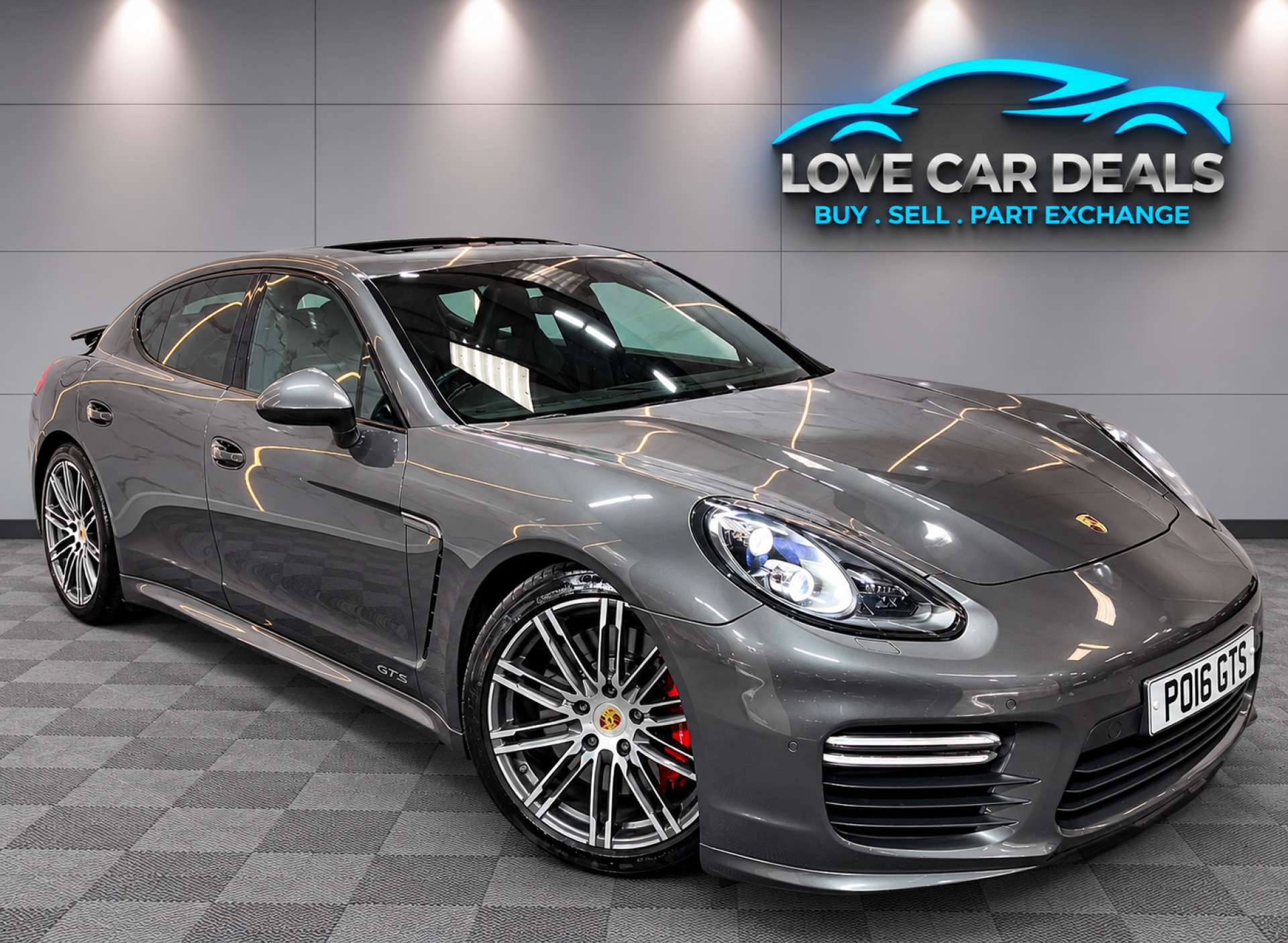 2016 Porsche Panamera