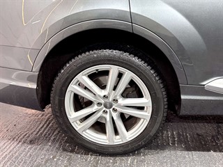 Used Audi Q7 from Love Car Deals