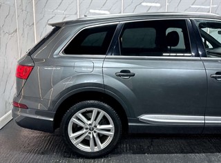 Used Audi Q7 from Love Car Deals