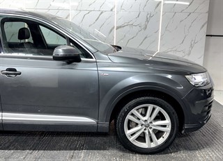 Used Audi Q7 from Love Car Deals